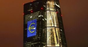  Devises : le Yen et le Franc suisse s'affaiblissent 